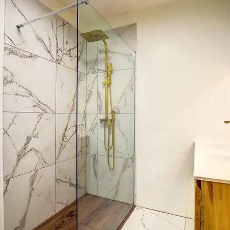 Feriehus Le Boheme Nature Piscine Chauffee Privee Du Tarn Entre Toulouse Et Albi & Les Du Tarn *